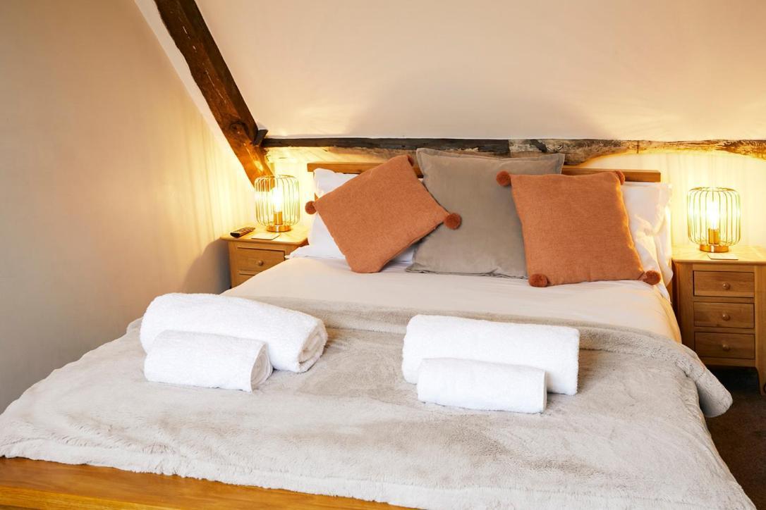 Glasswing Stays The Nest Whitby Extérieur photo