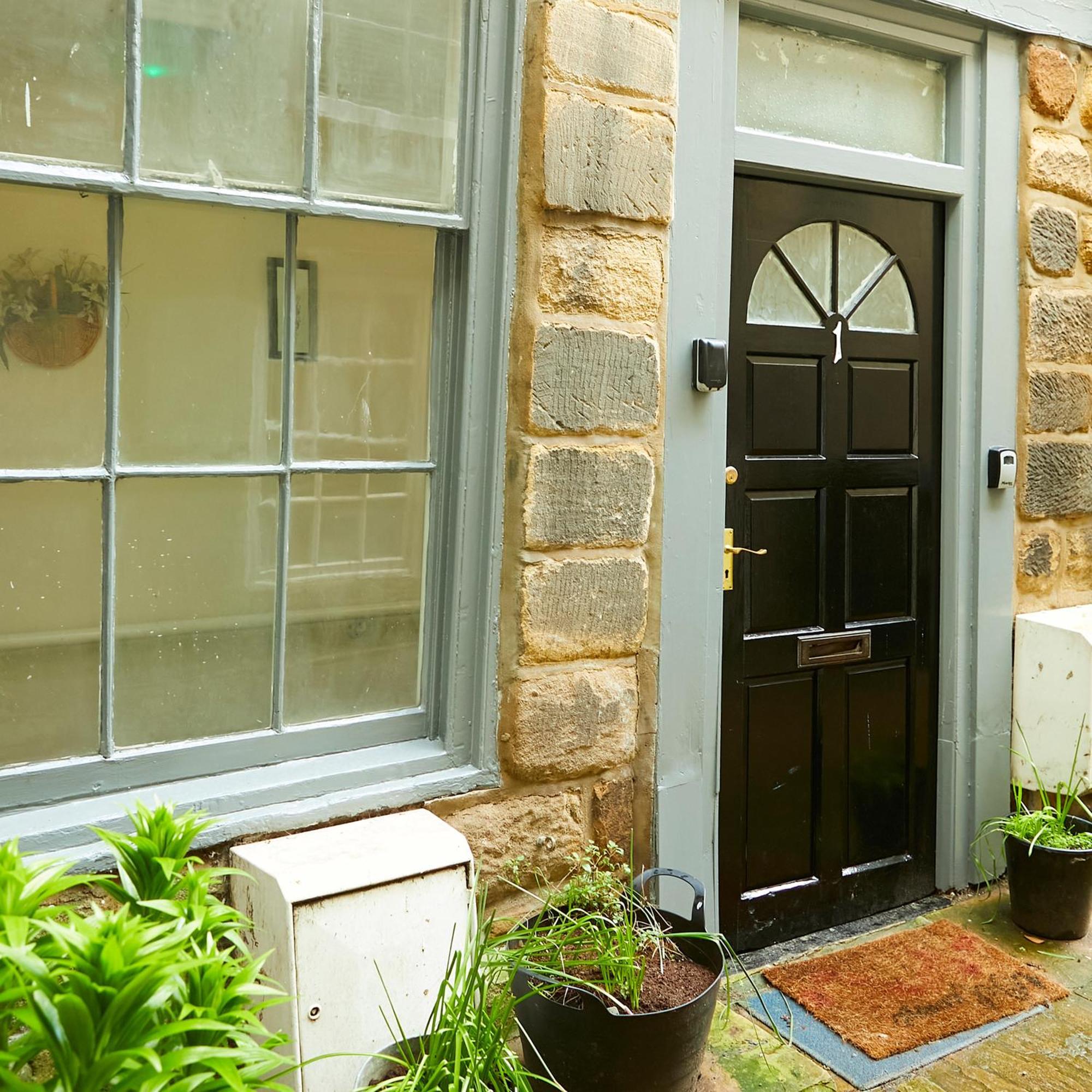 Glasswing Stays The Nest Whitby Extérieur photo