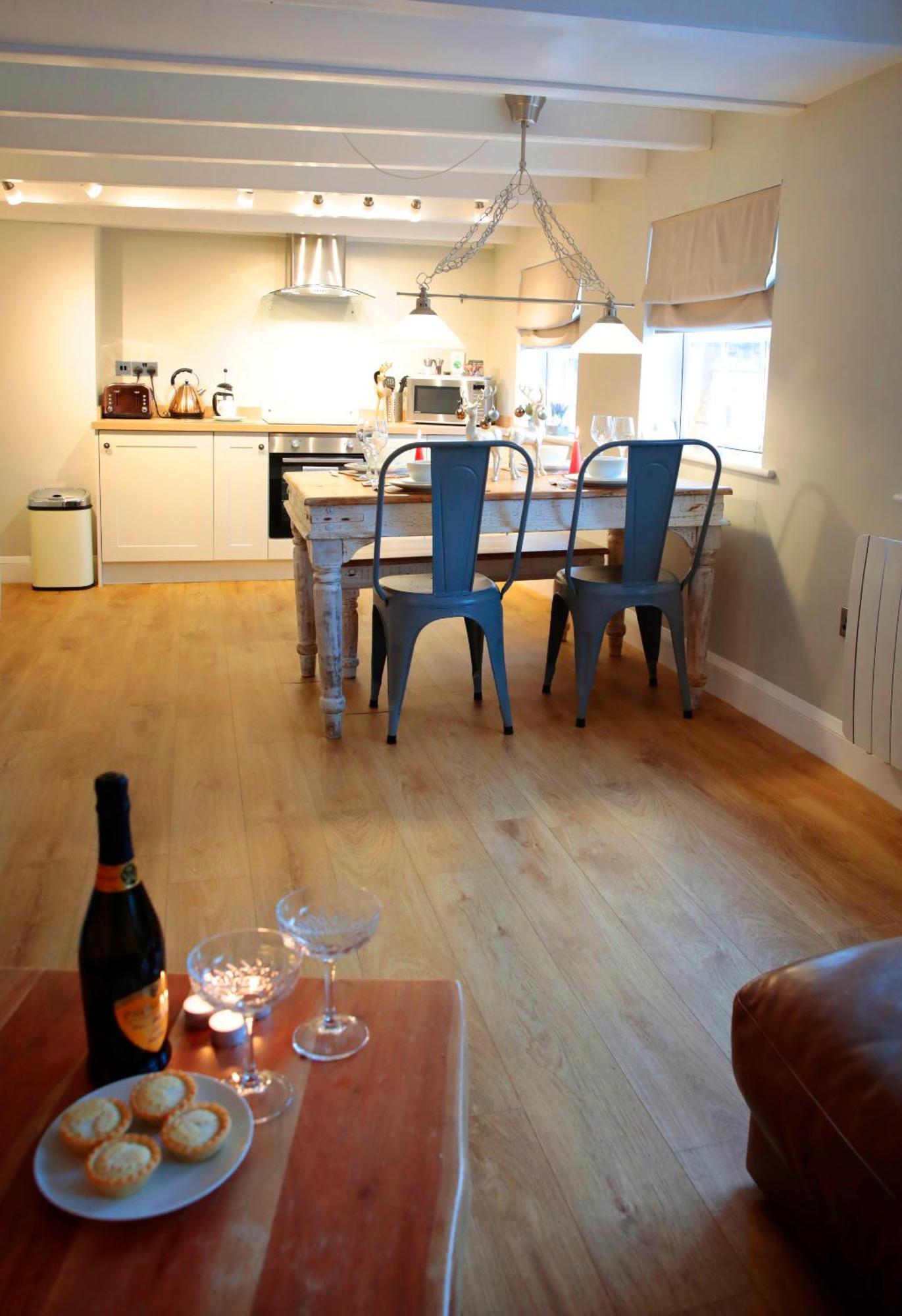 Glasswing Stays The Nest Whitby Extérieur photo